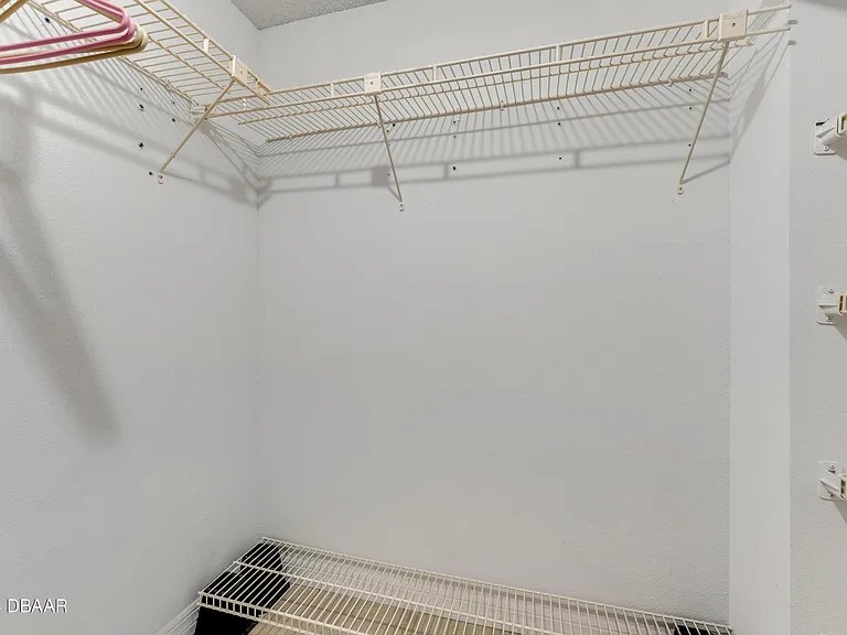 935 N Halifax Ave #410 — Photo 14