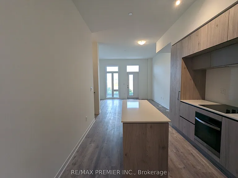 9 Steckley House Ln #513 — Photo 4