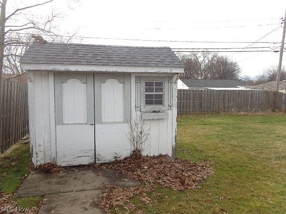 4th image of 6512 Denison Blvd