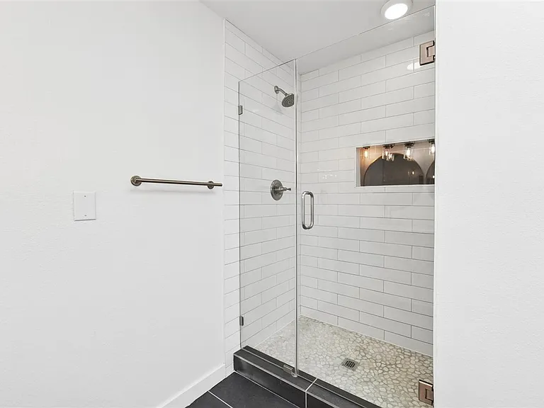 3618 Gillespie St #102 — Photo 19