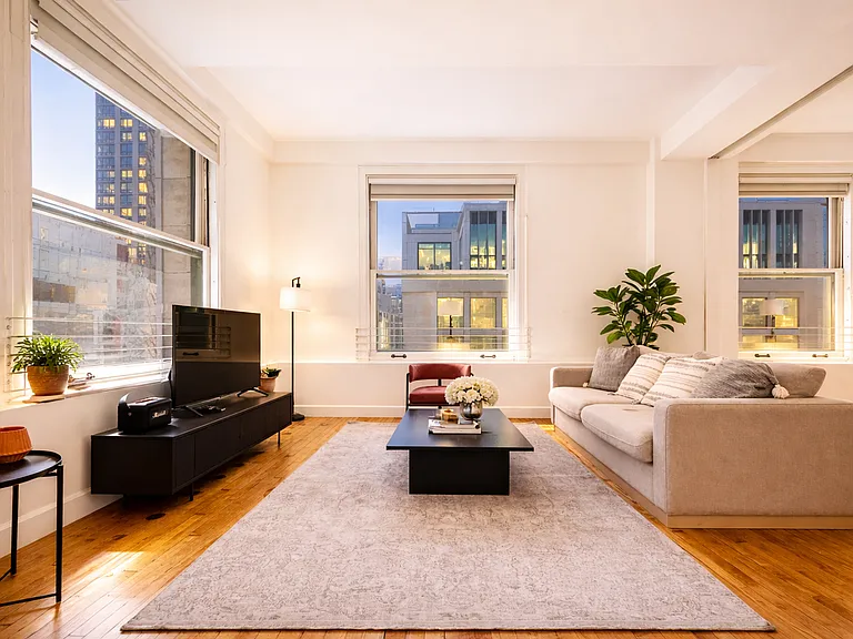 HWH Luxury Living — Photo 60