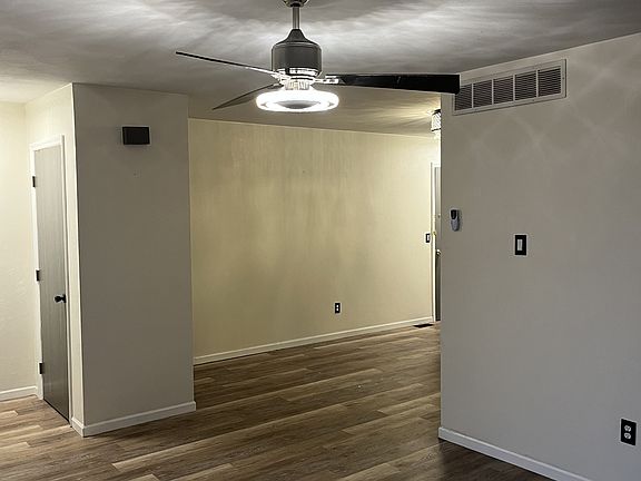 3rd image of 1316 Parkway Ct