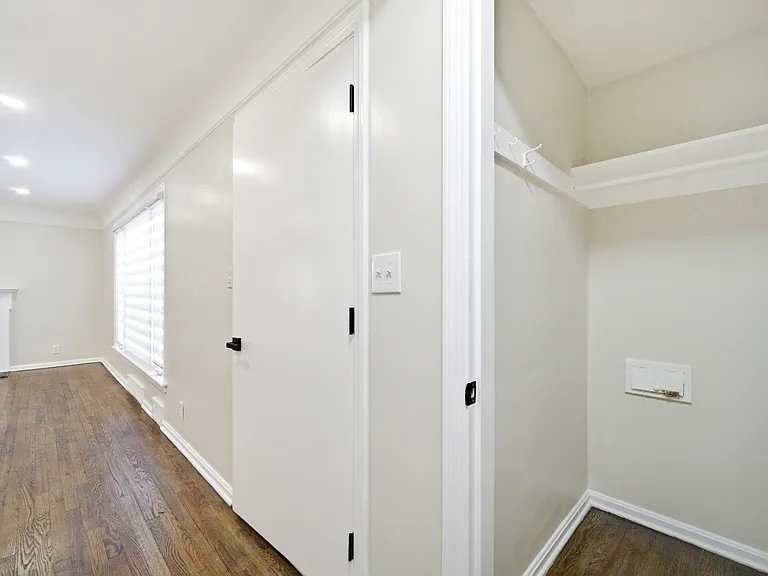 4037 Washington Blvd — Photo 6