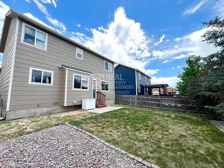 8120 Postrock Dr — Photo 16