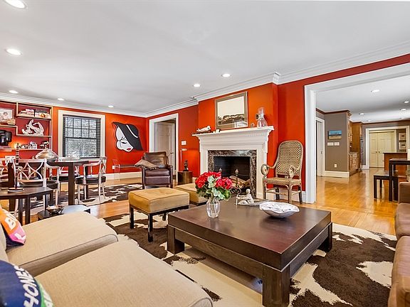 4th image of 10 Hallwood Rd