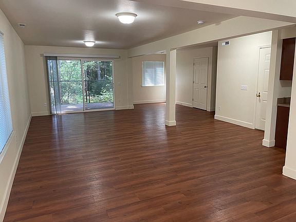 2nd image of 3072 Bonefish Cir #O13