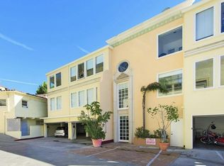 1326 N Londonderry Vw #8, West Hollywood, CA 90069