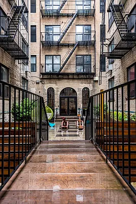 Rented by Nooklyn NYC LLC | media 41