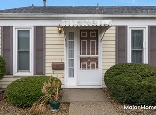 7759 Coachman Ln, Jenison, MI 49428