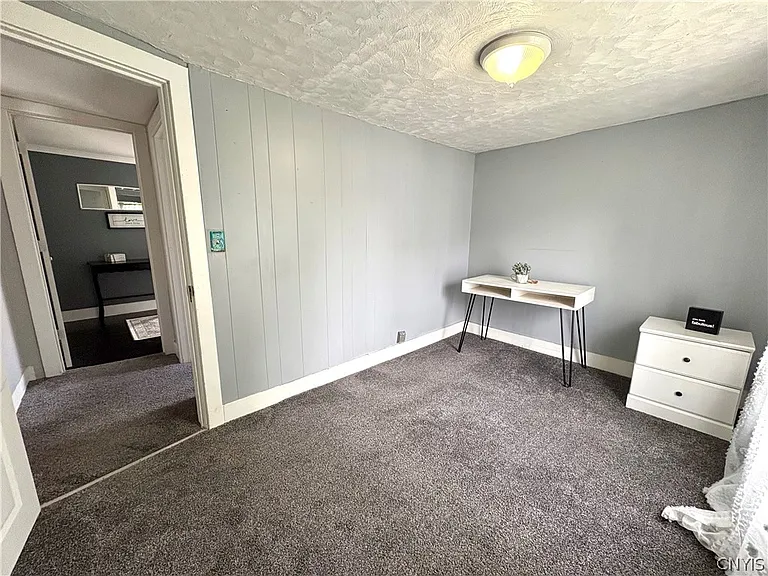 30 Florence St — Photo 16