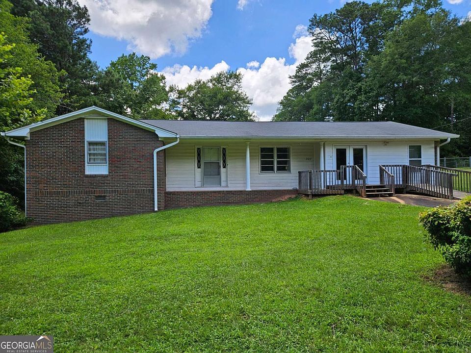 1st image of 327 Kensington Cir