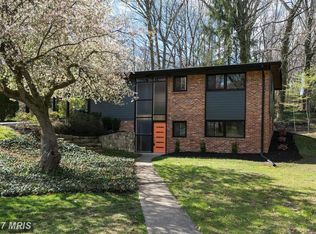 3440 Surrey Ln, Falls Church, VA 22042