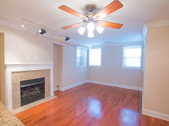 3rd image of 1715 W Bryn Mawr Ave