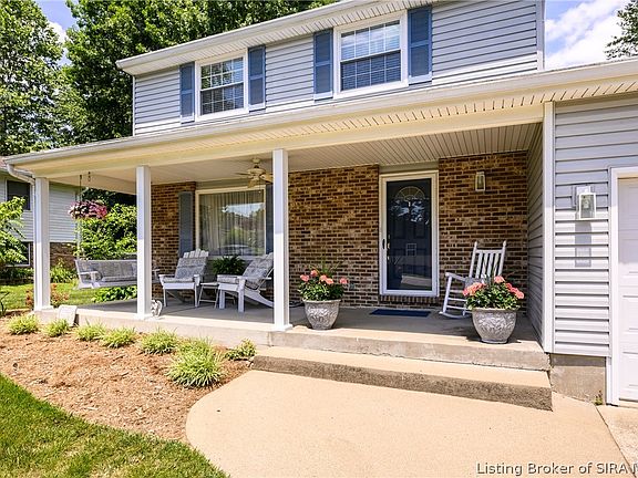 4th image of 1007 Farmgate Drive