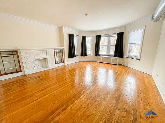 4th image of 1455 W Summerdale Ave #1677847