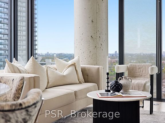 3rd image of 161 Roehampton Ave #2005