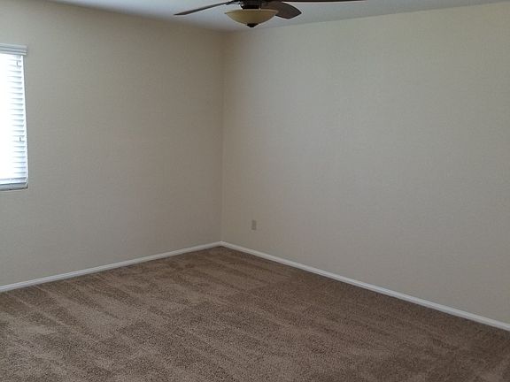 5th image of 3024 El Camino Ave