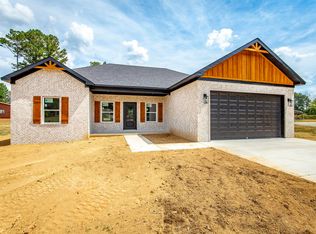 236 Gary St, Clinton, AR 72031