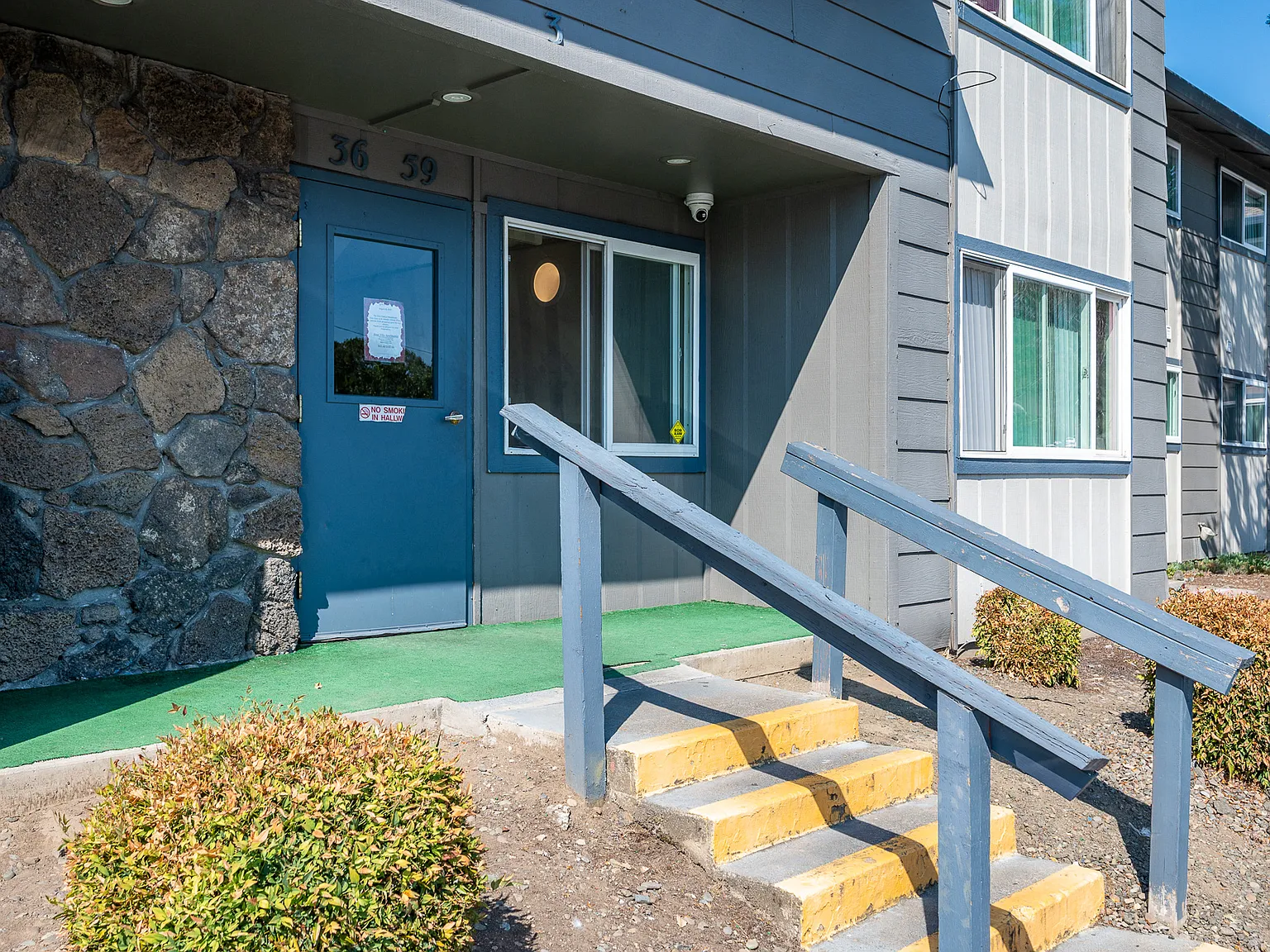 Rose Villa Apartments — Photo 4