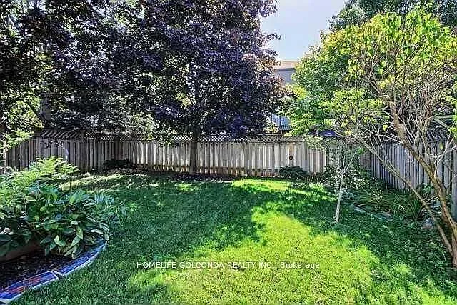 48 Hadden Cres — Photo 18