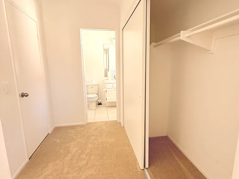 1492 Palisades Dr — Photo 15