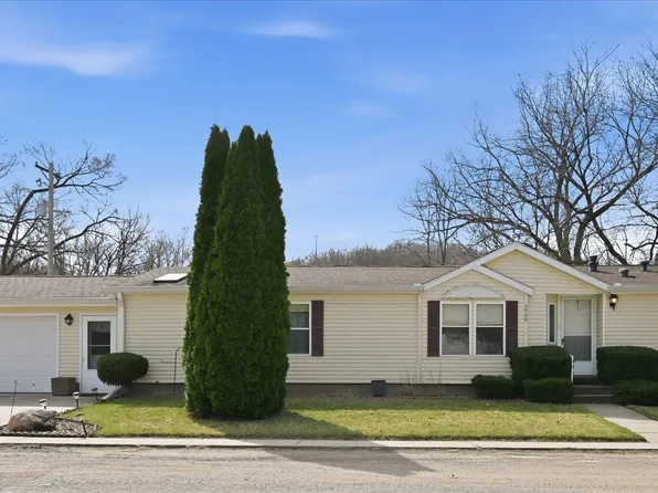 3020 E View Cir, Missouri Valley, IA 51555