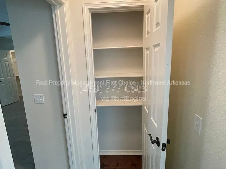 1904 Spruce Rd — Photo 15