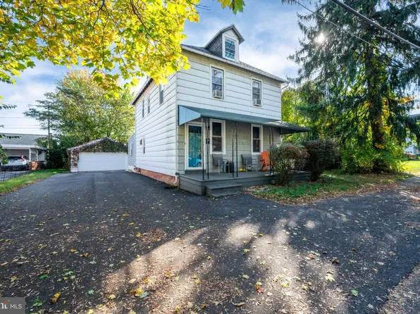 57 Laird St, West Lawn, PA 19609