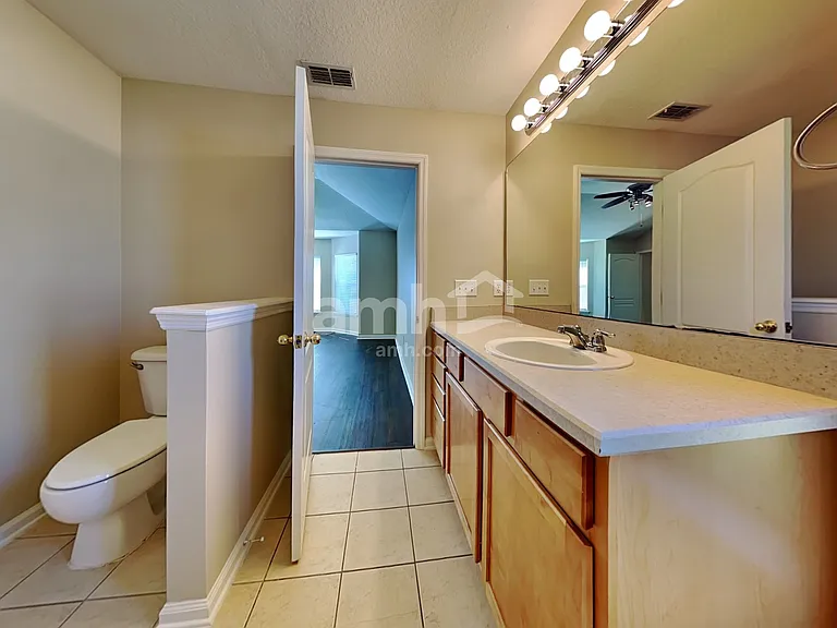 1756 Hollow Glen Dr — Photo 11