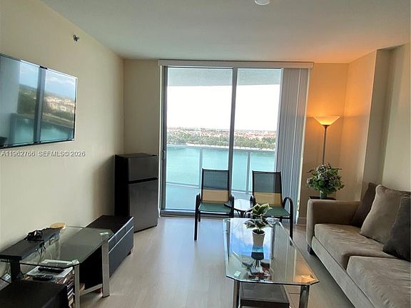 5th image of 2681 N Flamingo Rd APT 1105S