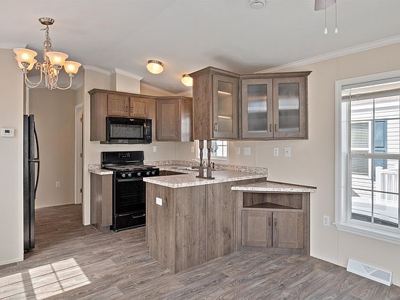 4th image of 13 Brookwood Drive