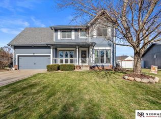 14948 H St, Omaha, NE 68137