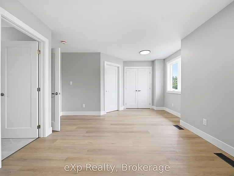 79 Maclellan Ave — Photo 23