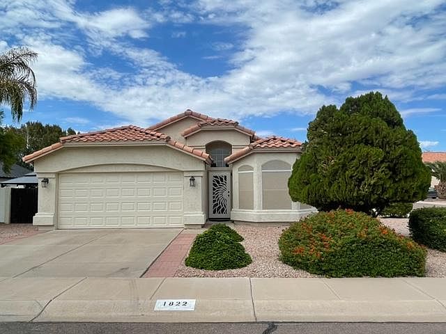 1st image of 1822 W Wildhorse Dr