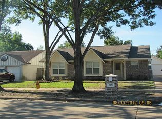 5739 Chrystell Ln, Houston, TX 77092
