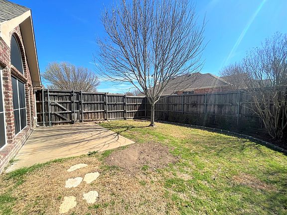2nd image of 6021 Blue Spruce Ln