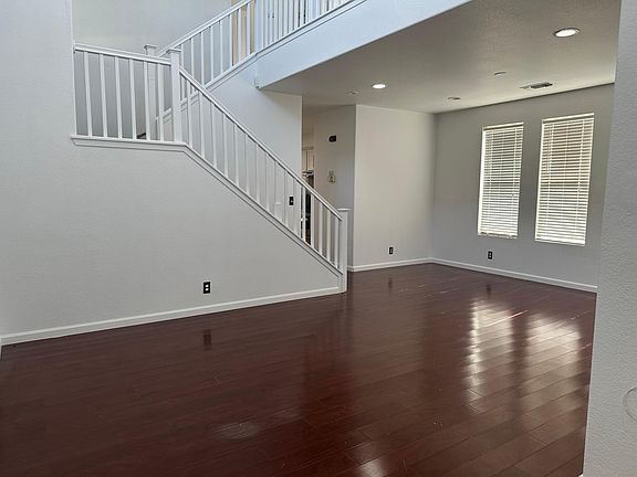 4th image of 2230 Gibralter Ln