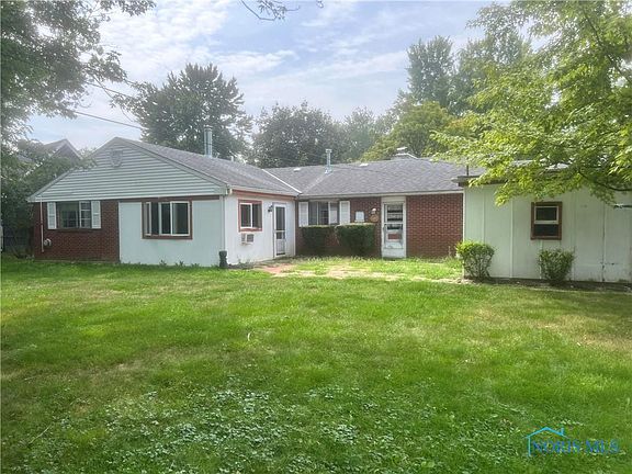 2nd image of 547 Loomis Dr