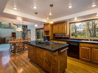 5042 Picadilly Cir NW, Albany, OR 97321