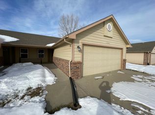 1702 Clover Dr, Junction City, KS 66441