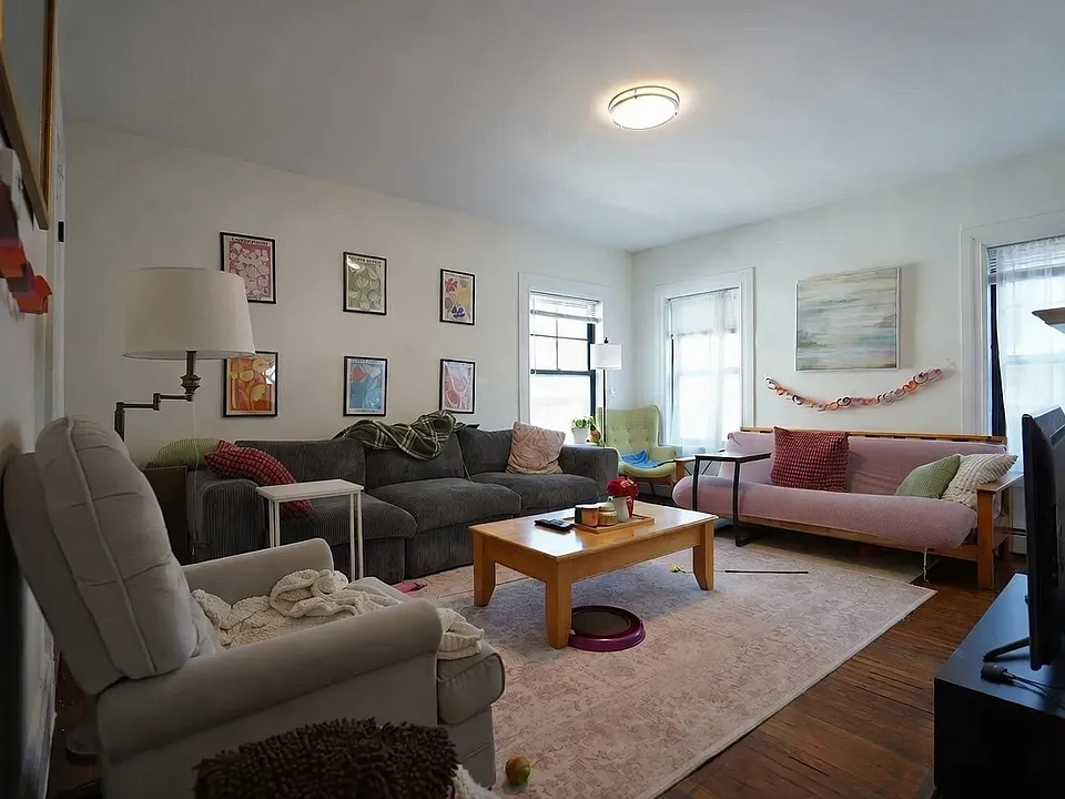 66 Chester St #2