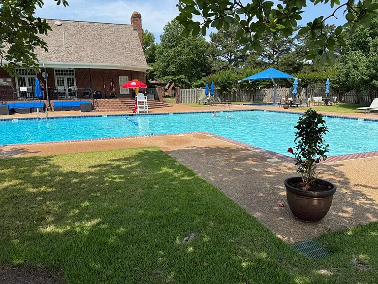 2345 Linkenholt Dr — Photo 28
