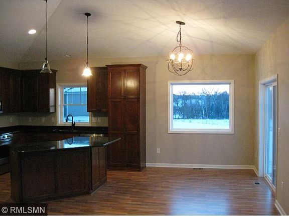 5th image of L6 B3 233rd Ln NE