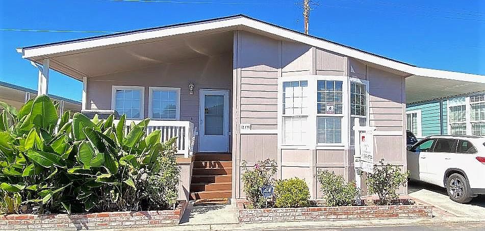 1st image of 519 Mountain Home Dr #519