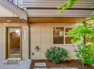 925-923 N 85th St #A, Seattle, WA 98103