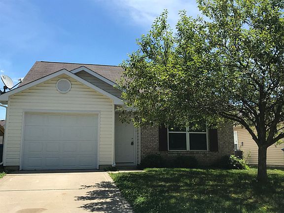 5th image of 3929 Roundwood Dr