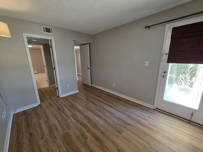317 Hayden Rd #10 — Photo 34
