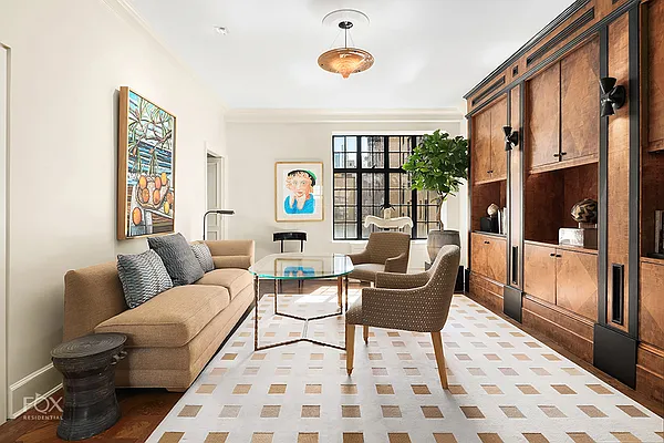 Sold by Fox Residential Group | media 20