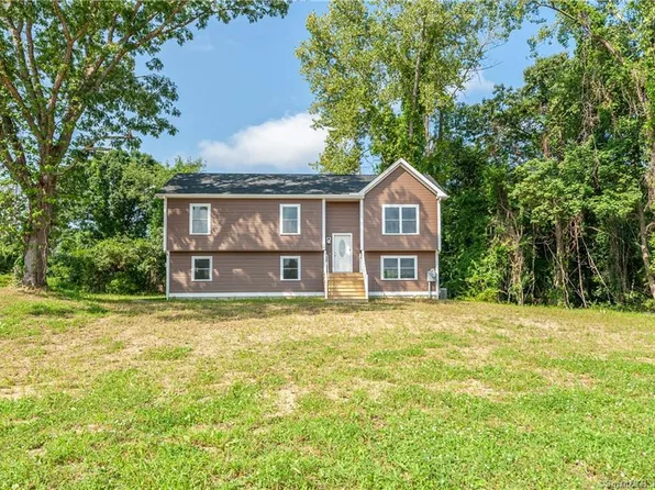 16 Heather Lyn Drive, Norwich, CT 06360