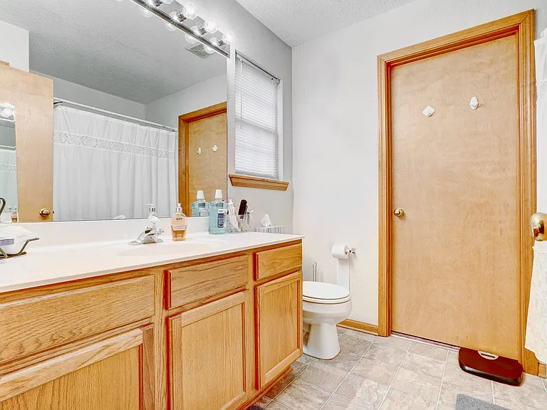 3410 Zinnia Dr — Photo 9